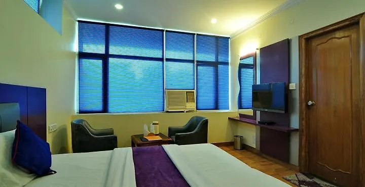 ***  Oyo Hotel Royal Brooks Chandīgarh الهند