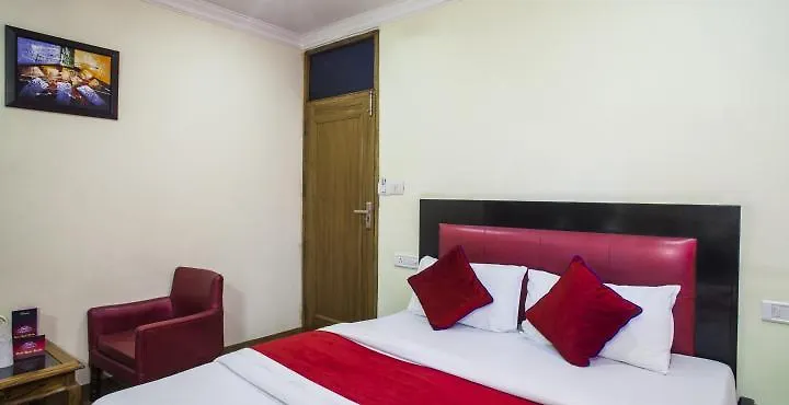***  Oyo Hotel Royal Brooks Chandīgarh الهند