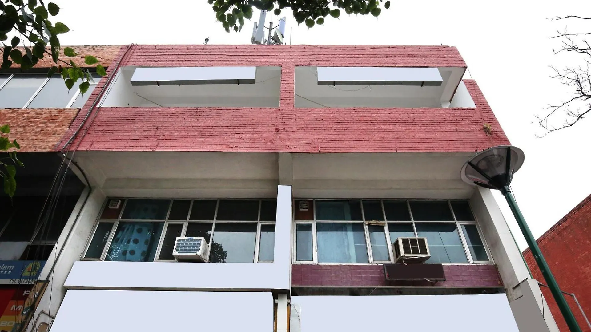 Oyo Hotel Royal Brooks Chandīgarh الهند