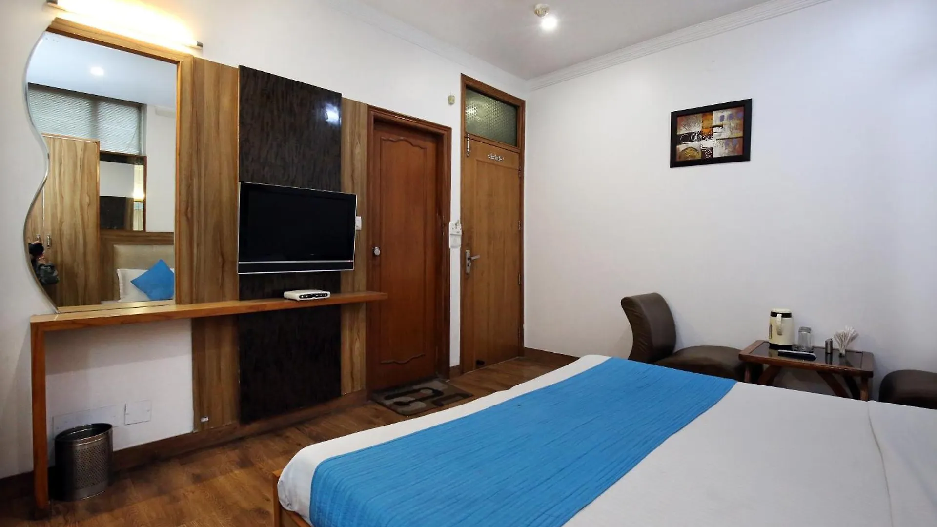 Oyo Hotel Royal Brooks Chandīgarh 3*,  الهند