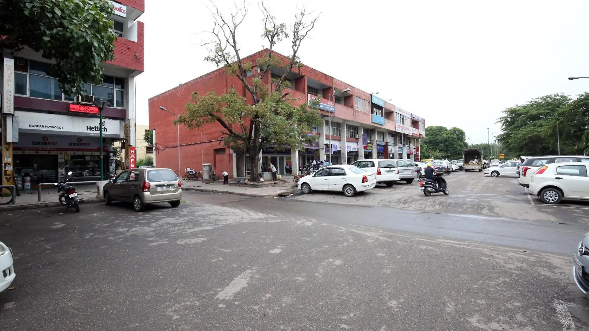 Oyo Hotel Royal Brooks Chandīgarh