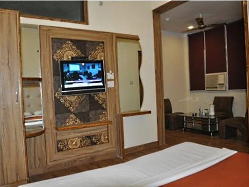 ***  Oyo Hotel Royal Brooks Chandīgarh الهند